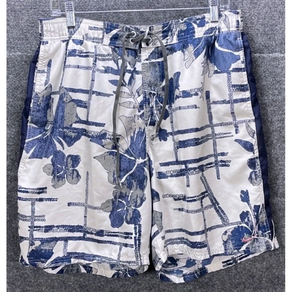 Nike Swim Trunks Mens XL Blue White Floral Hibiscus Mesh Lined Shorts RN37966